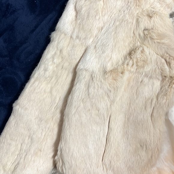 Gorgeous real fur jacket size M but fits S.too 🥰❤️🔥👌 - Picture 2 of 6